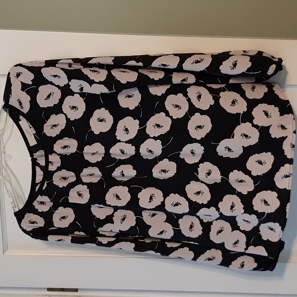 Loft Flower Top